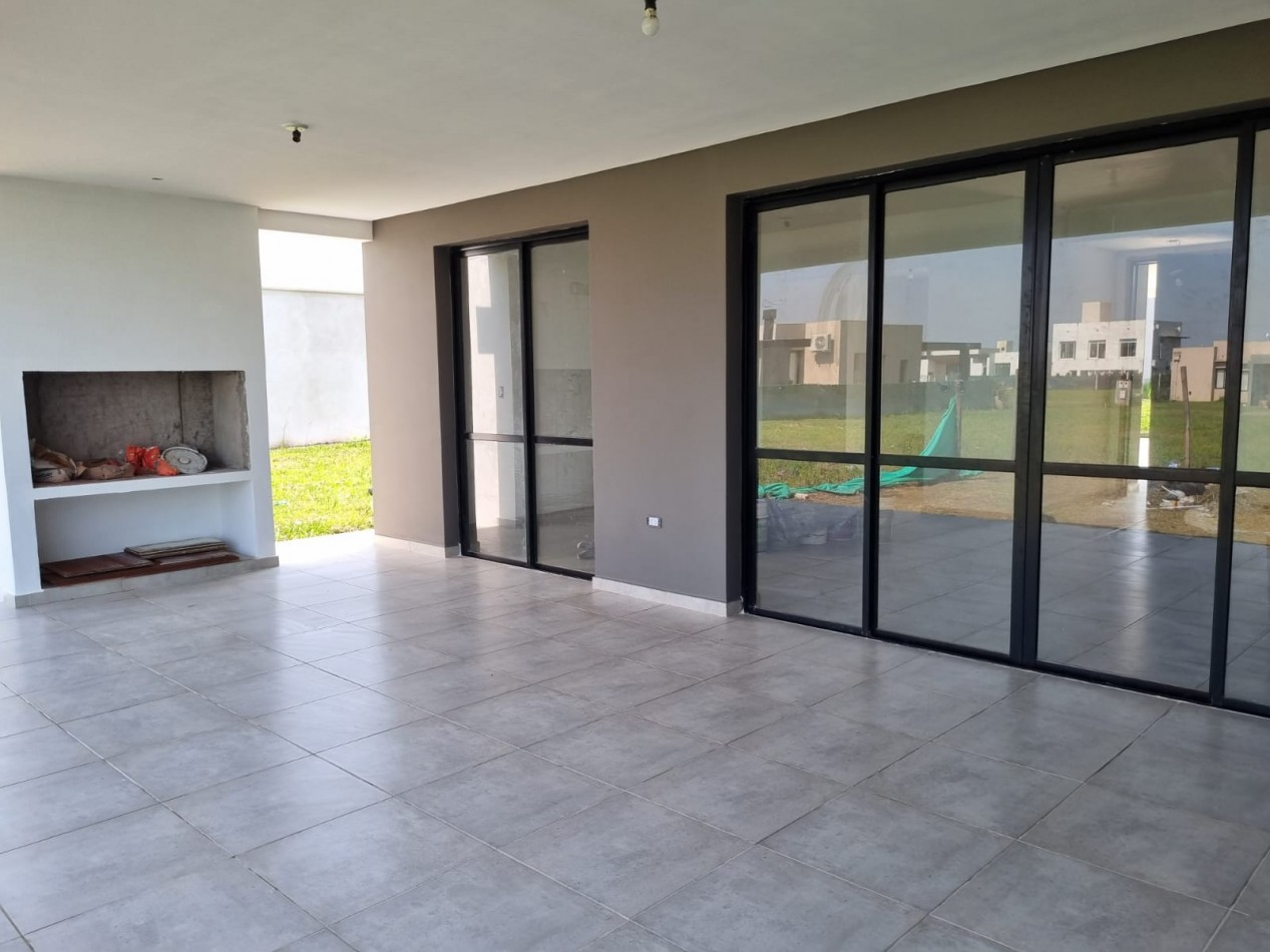 CASA EN VENTA LAS QUINTAS 2