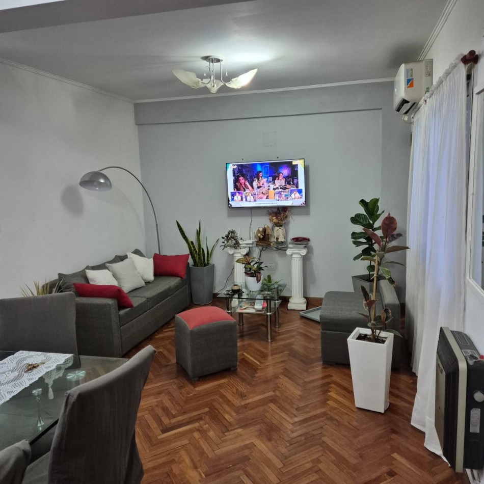 Vendo departamento Corrientes 947