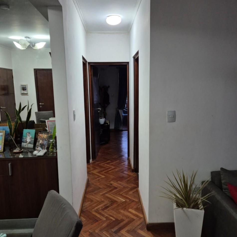 Vendo departamento Corrientes 947