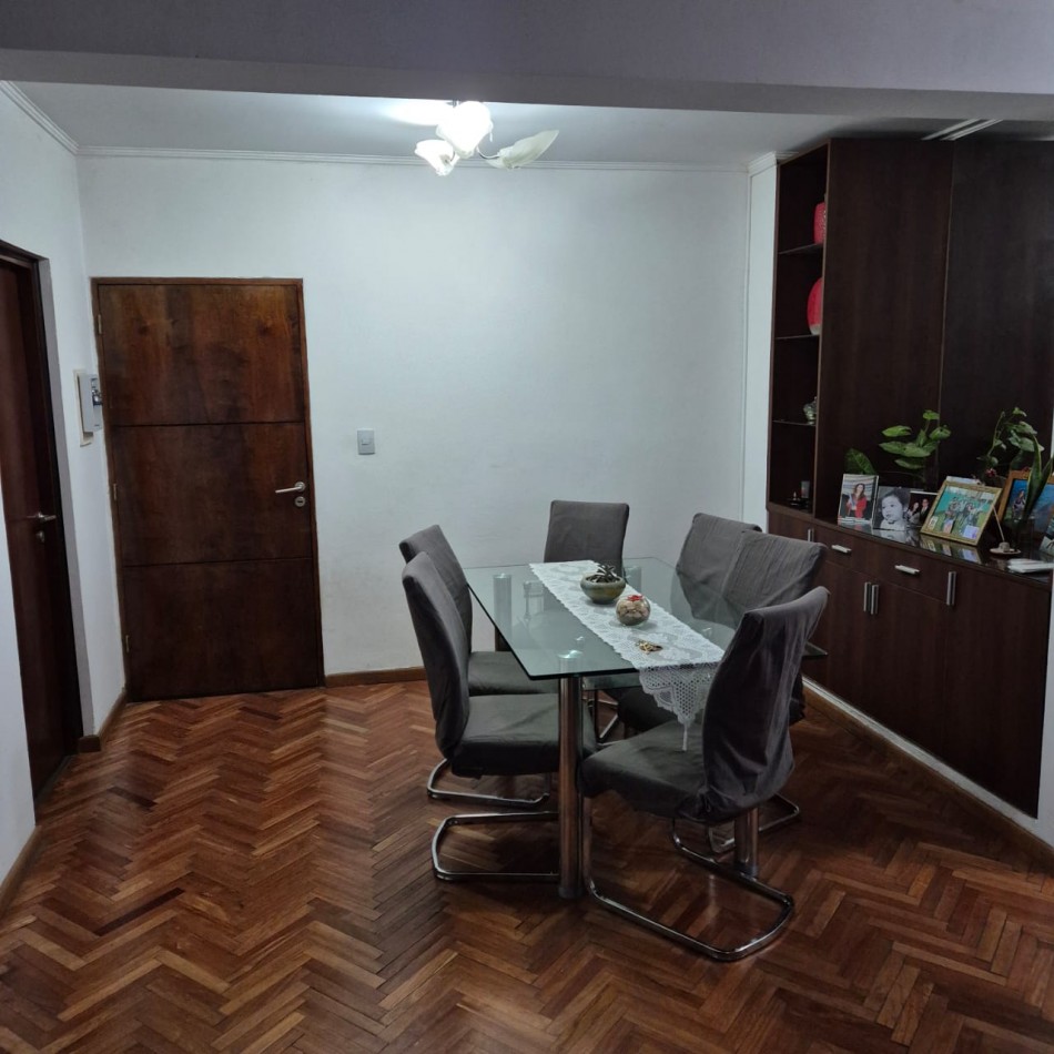 Vendo departamento Corrientes 947