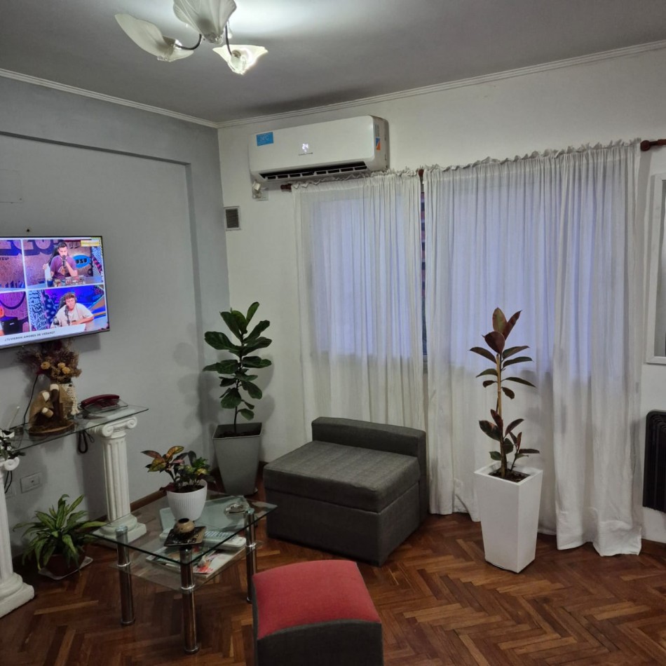 Vendo departamento Corrientes 947