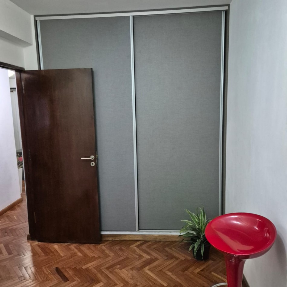 Vendo departamento Corrientes 947