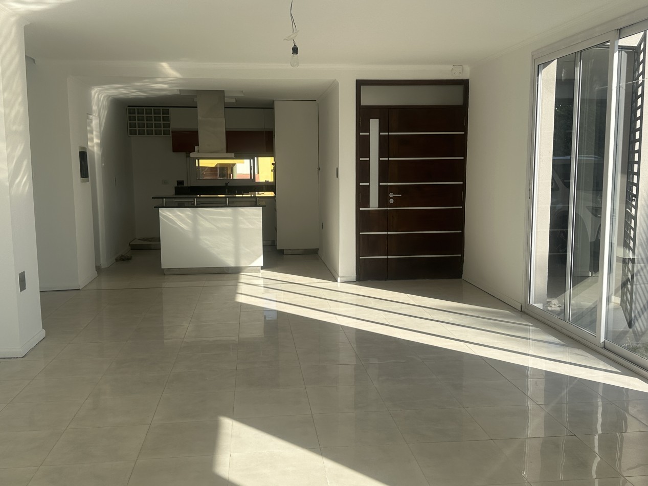 Casa en venta Barrio Del Pilar