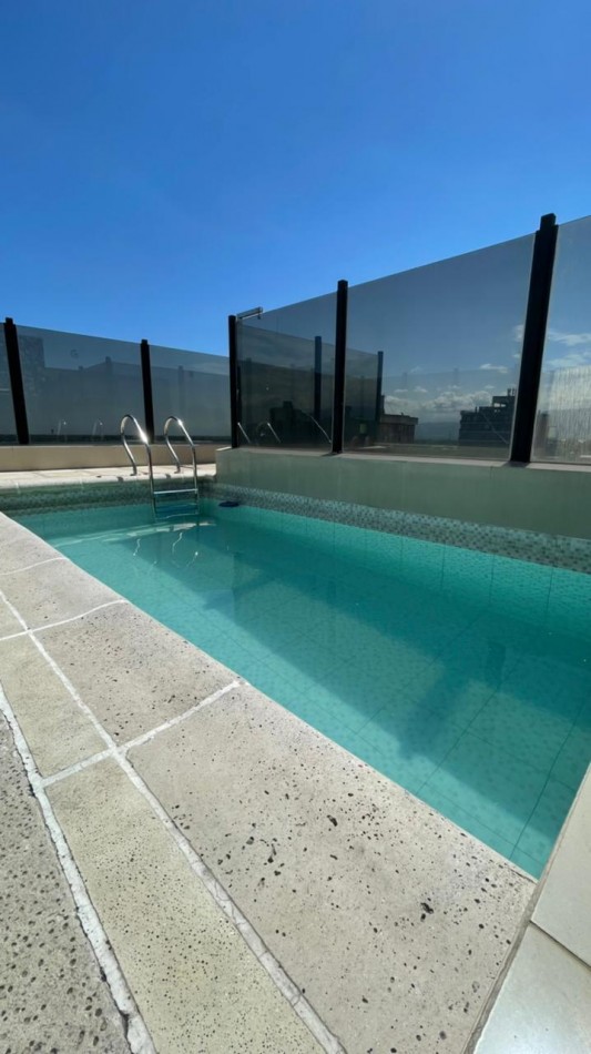 Venta depto Las Heras esquina Rondeau c/ cochera