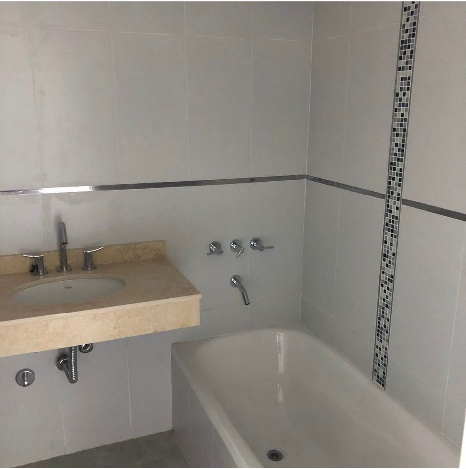 Departamento en Venta Alem y Almirante Brown