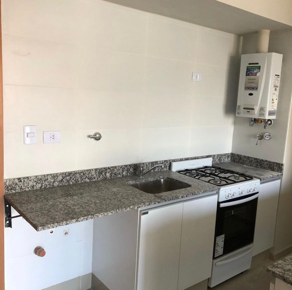 Departamento en Venta Alem y Almirante Brown