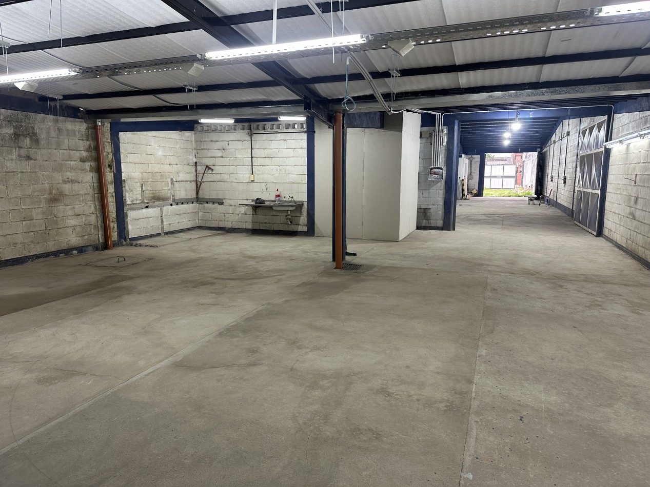 Venta Local industrial Bolivar 2912 - San Miguel de Tucuman