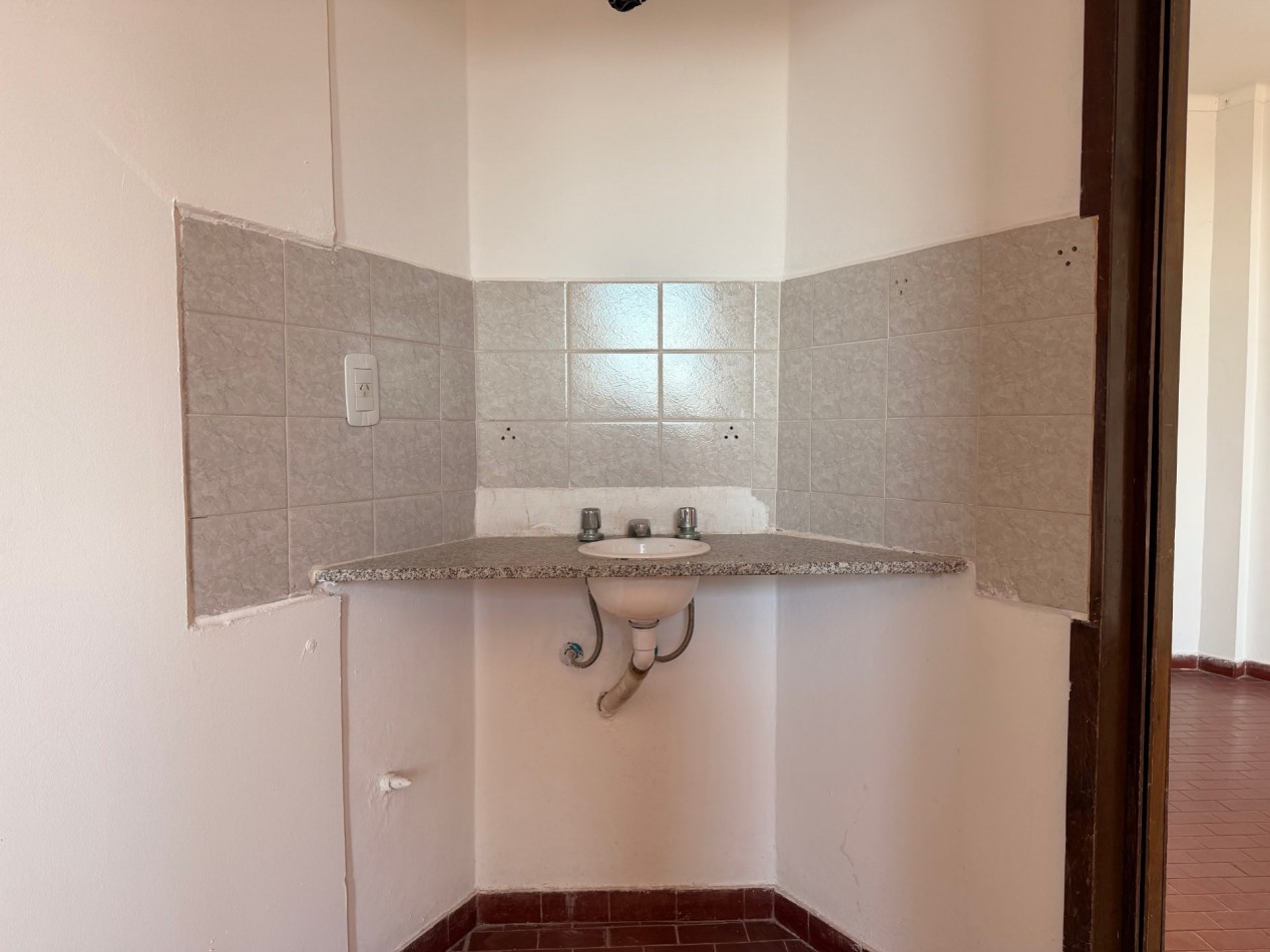 DEPTO EN VENTA AV. ALEM 1873