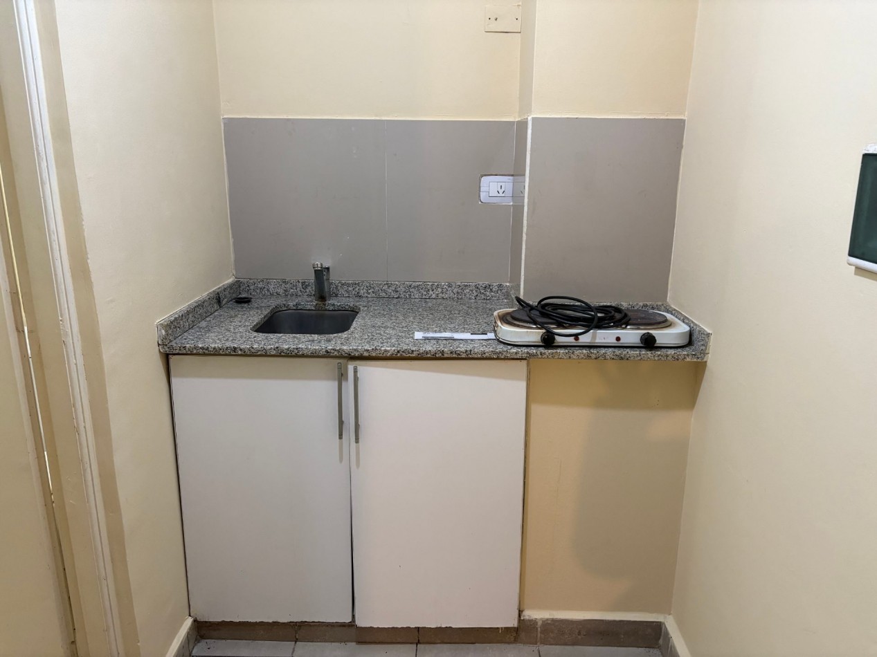 Monoambiente en alquiler en Moreno 354, SMT