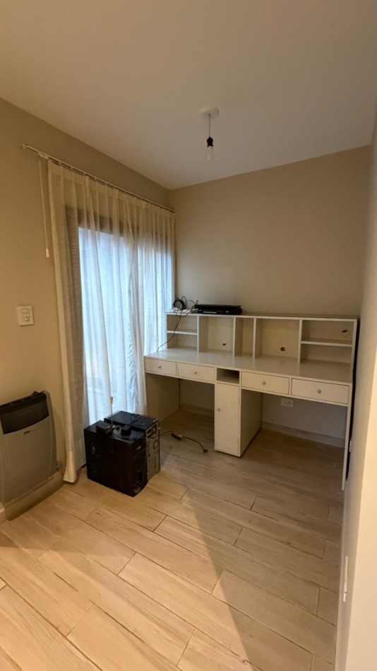 Venta casa barrio cerrado camino de sirga y reconquista - YB 