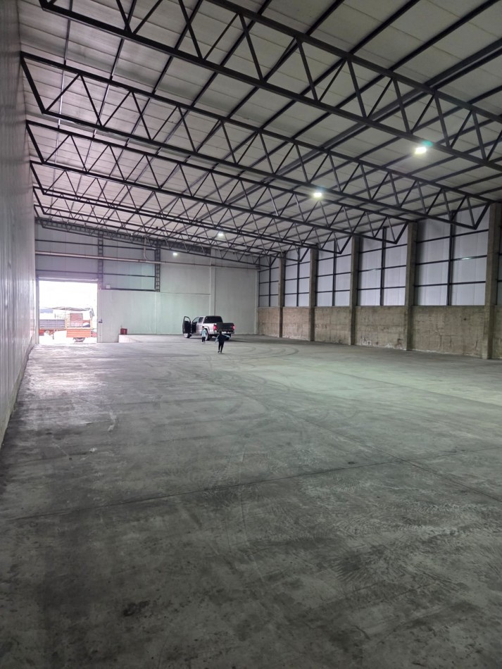GALPON EN ALQUILER | PARQUE LOGISTICO MANANTIALES 