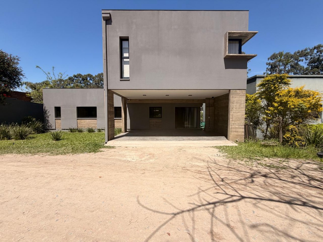Venta casa barrio cerrado camino de sirga y reconquista - YB 