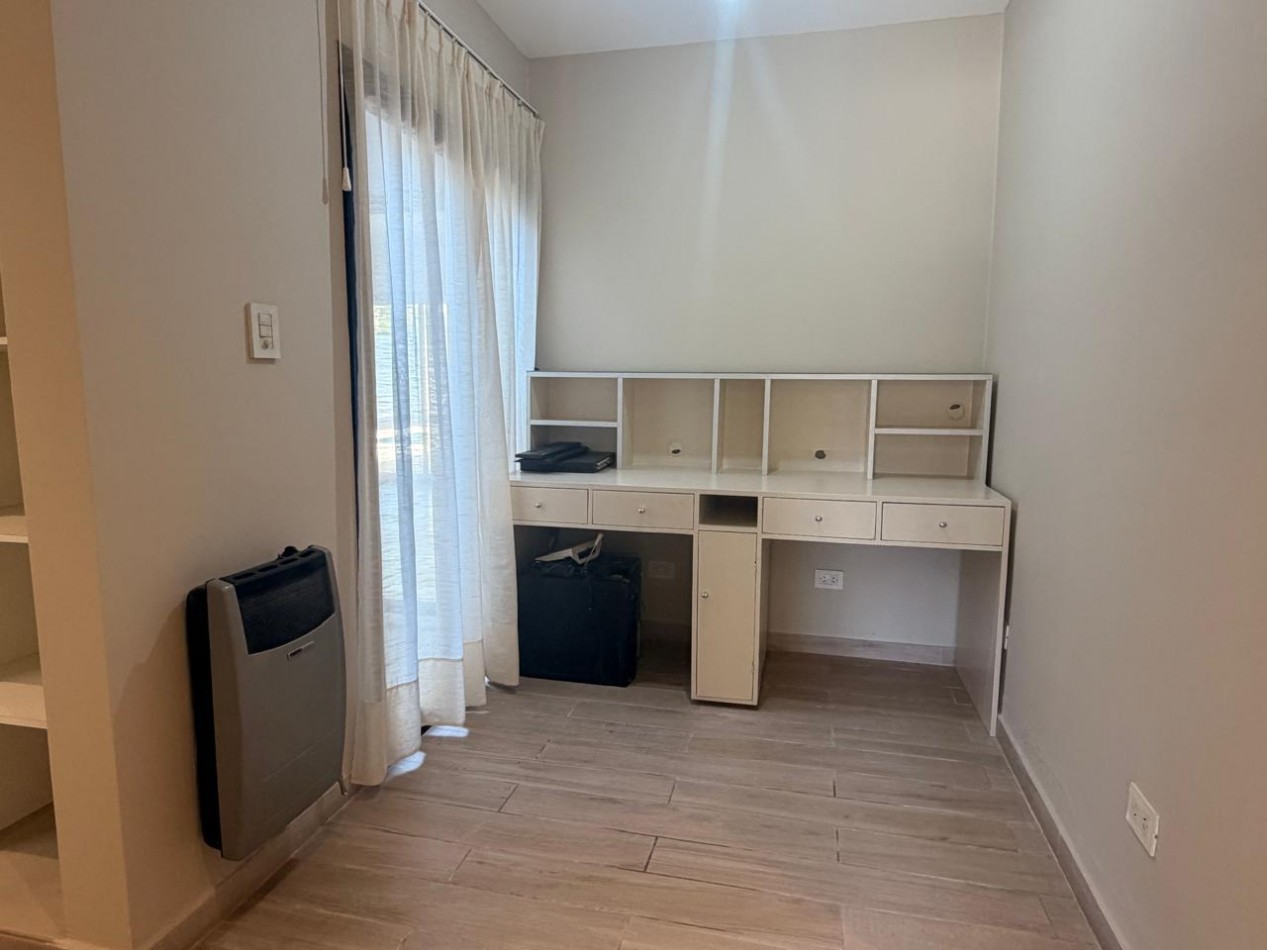 Venta casa barrio cerrado camino de sirga y reconquista - YB 