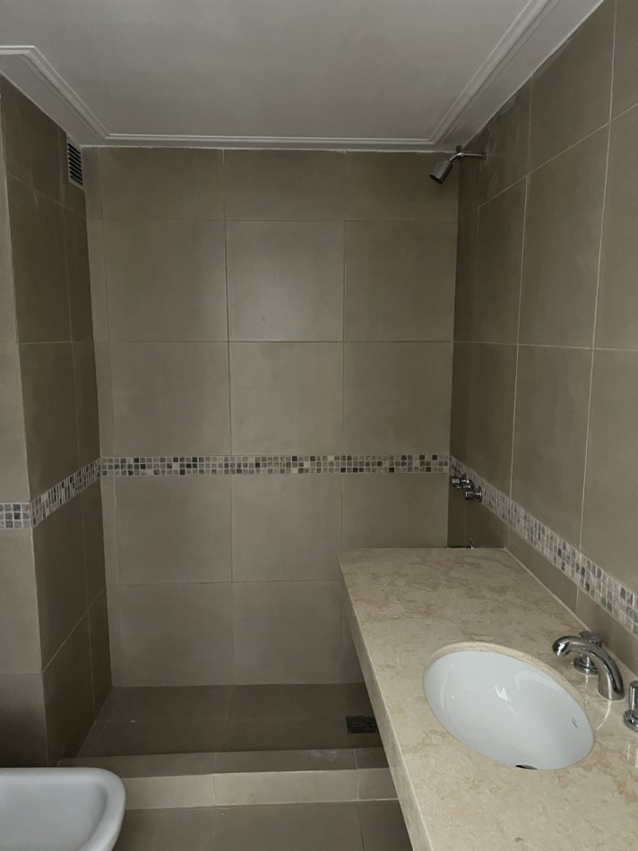 Vendo Depto  Lavalle 1100