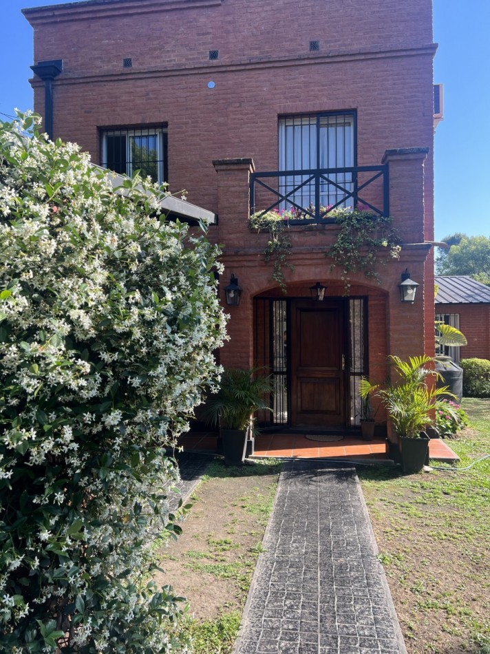 Vendo Casa Yerba Buena 