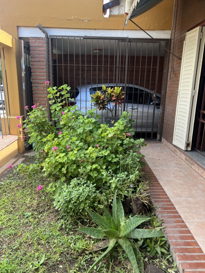 Vendo Casa Guemes 72