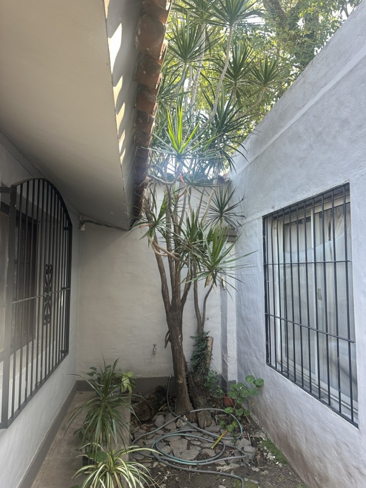 Lamadrid 160 - Casa a la venta