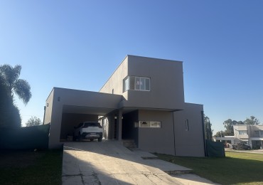 Casa en venta Barrio Del Pilar 