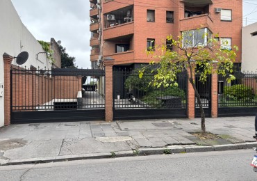 Venta cochera Moreno 370- Barrio Sur
